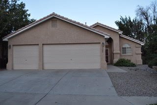 Albuquerque House: 9300 Yvonne Marie Dr NW