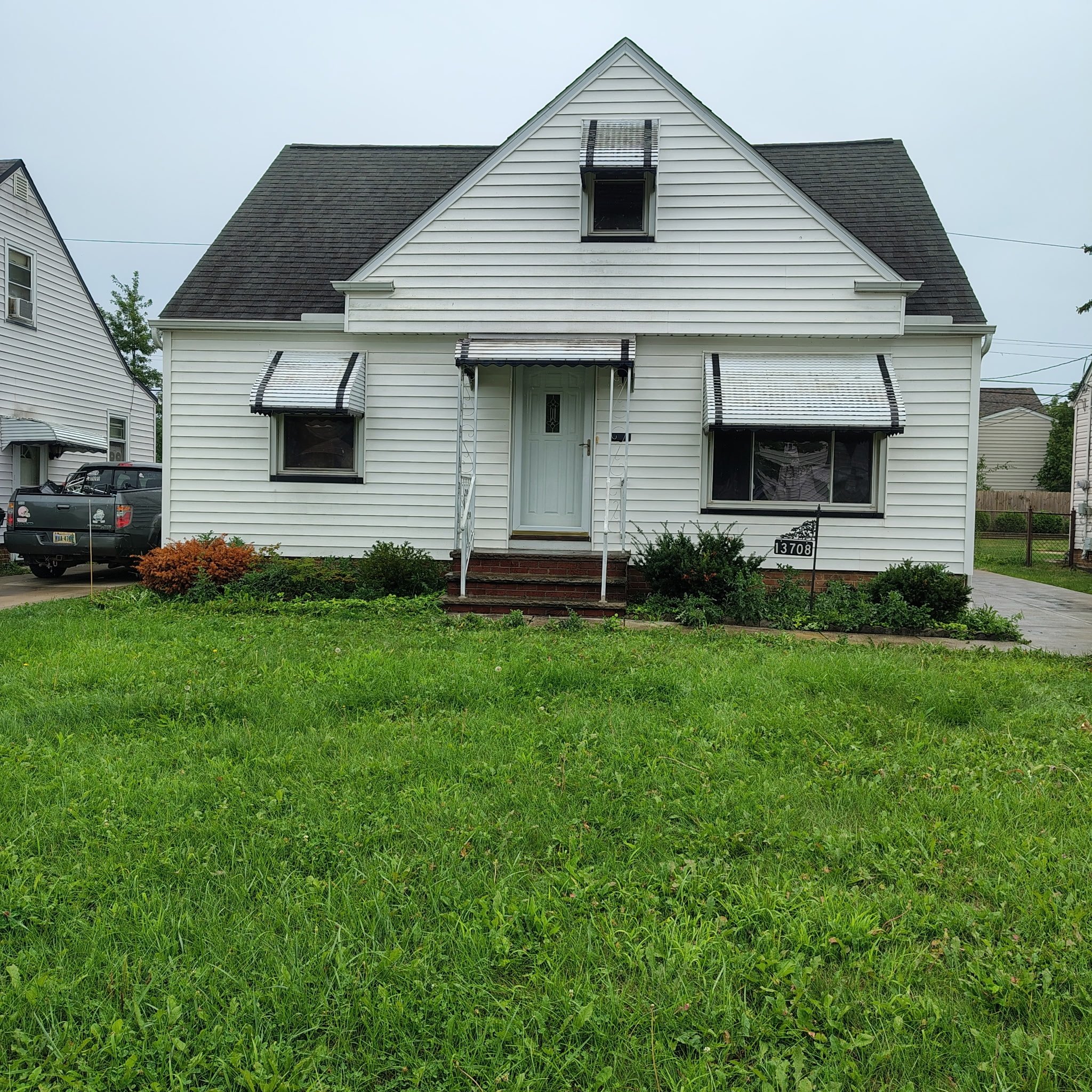 Garfield Heights House: 13708 Woodward Blvd
