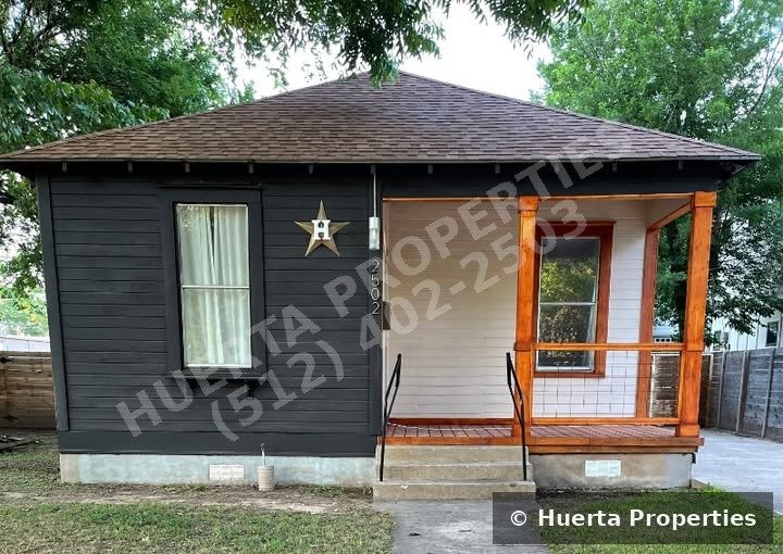 Austin House: 2502 Willow St