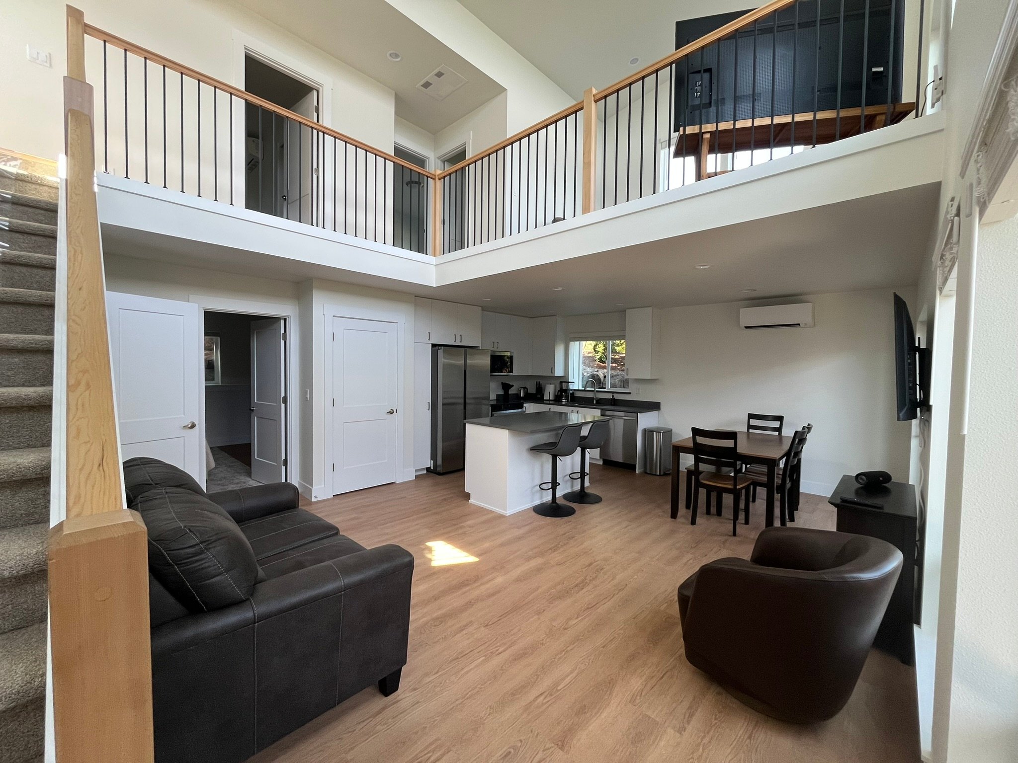 Happy Valley House: 12907 SE Ridgecrest Rd