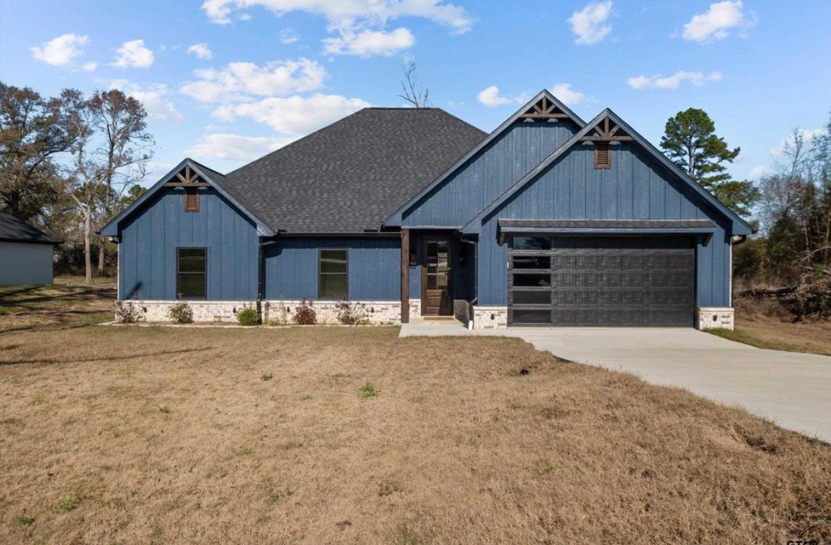 Tyler House: 12376 County Road 46