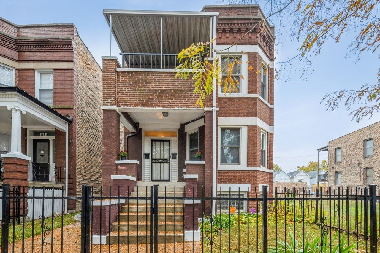 Chicago Apartment: 1449 E 71st Pl