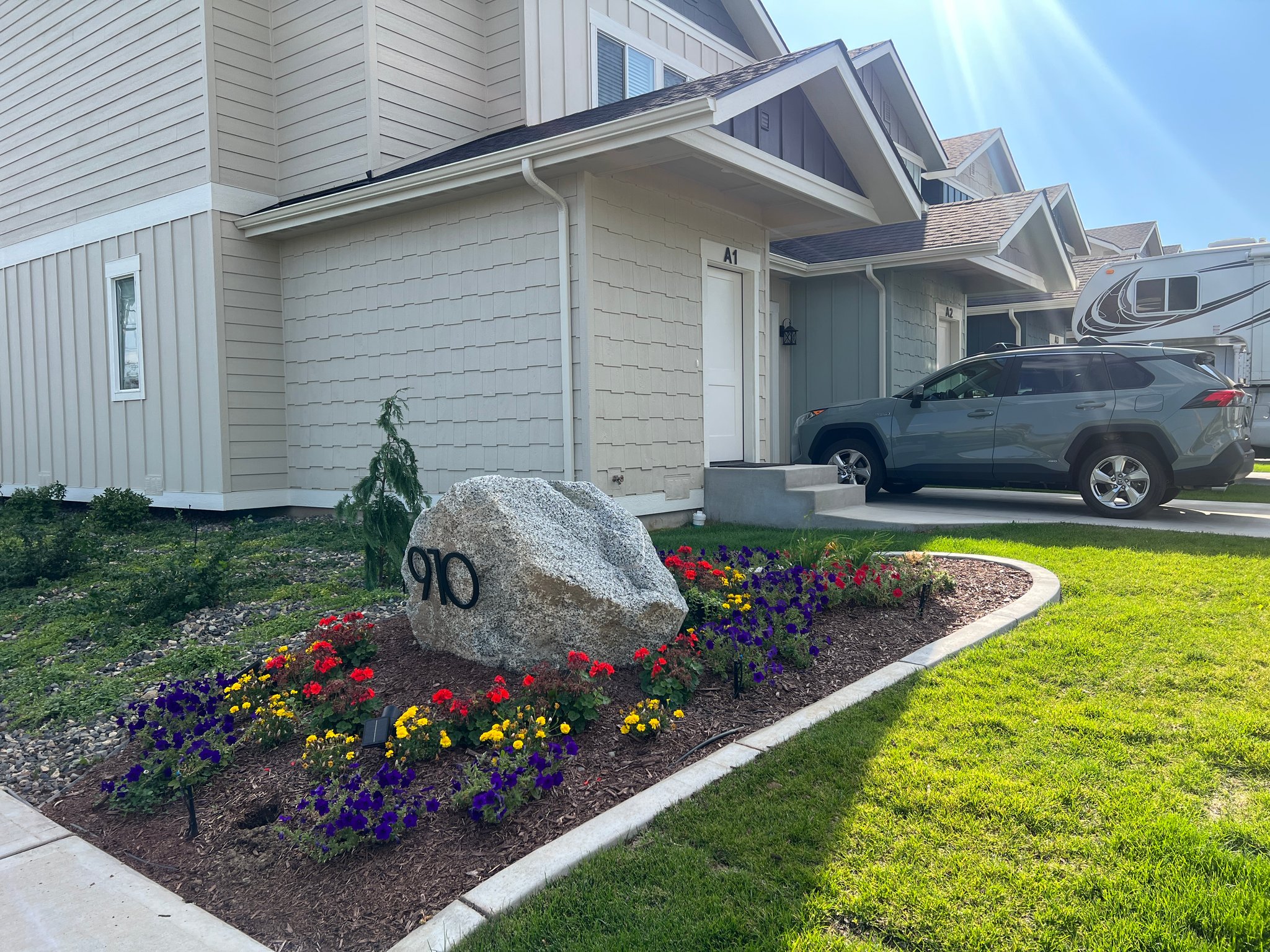 Wenatchee Townhome: 910 Poplar Ave.
