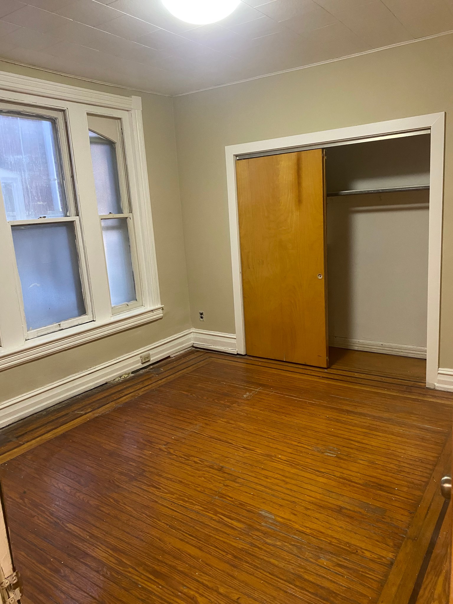 Allentown Apartment: 302 N 14th St