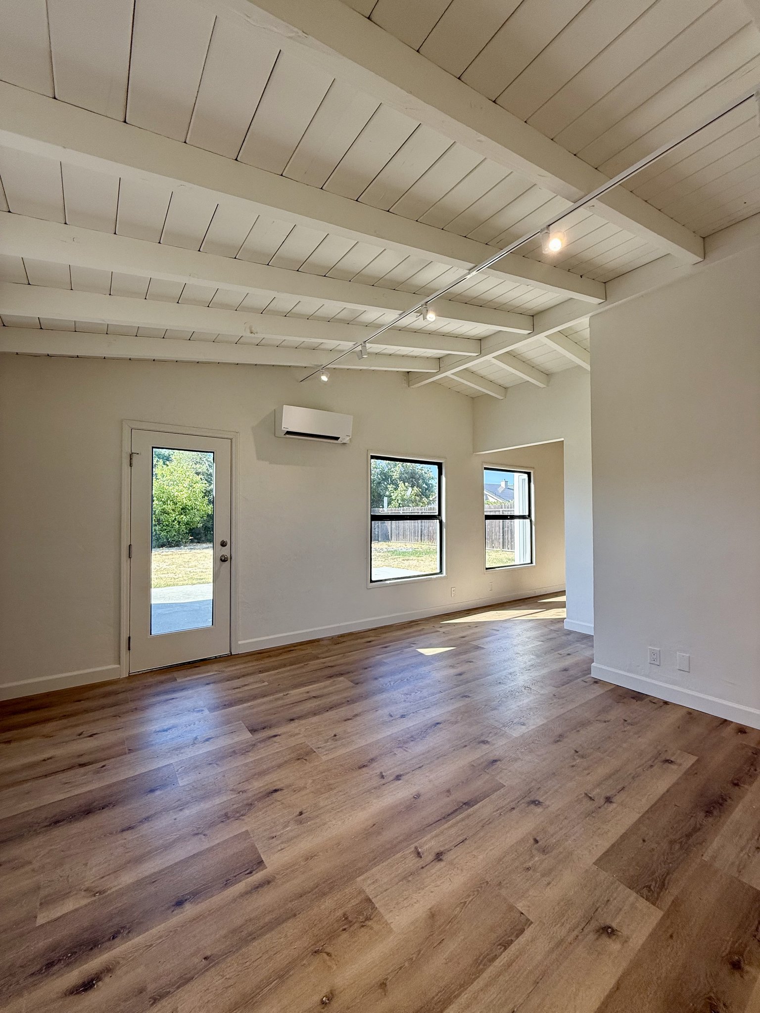 Concord House: 1841 Mayette Ave