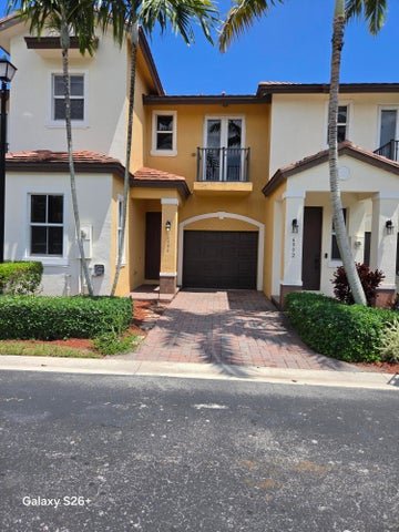 COCONUT CREEK Townhome: 6994 LONG PINE CIRCLE