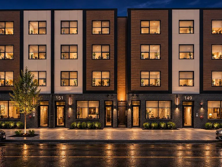 Newark Apartment: 145 roseville ave