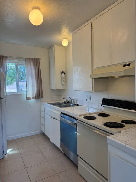 Lakeside Multiplex: 12608 Julian Ave