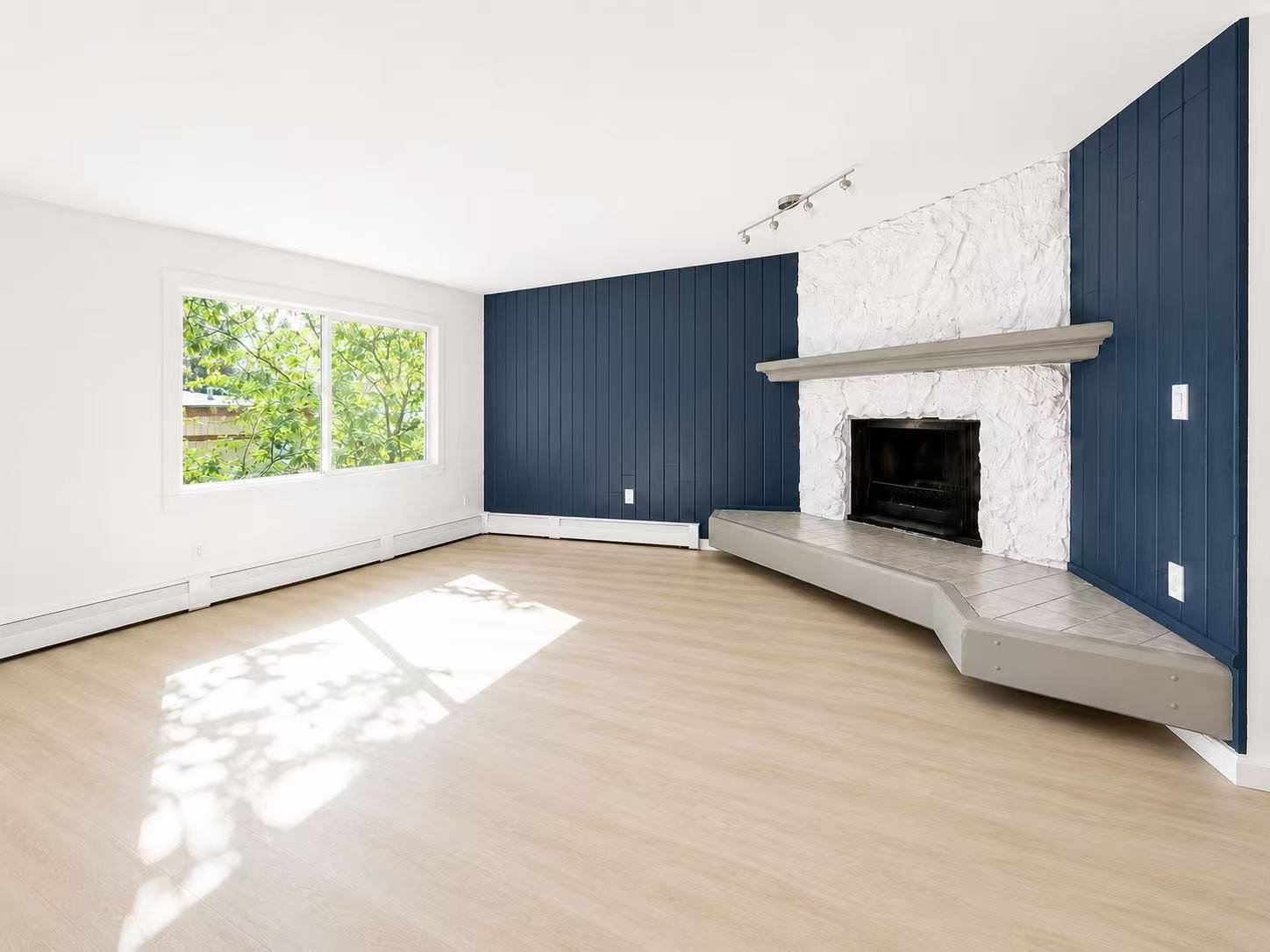 Anchorage Townhome: 4011 turnagain blvd