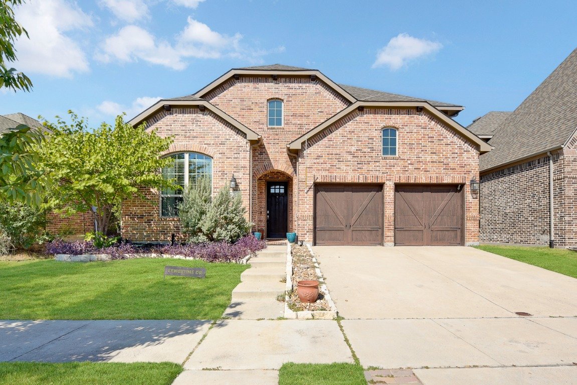 Argyle House: 605 Fenceline Dr