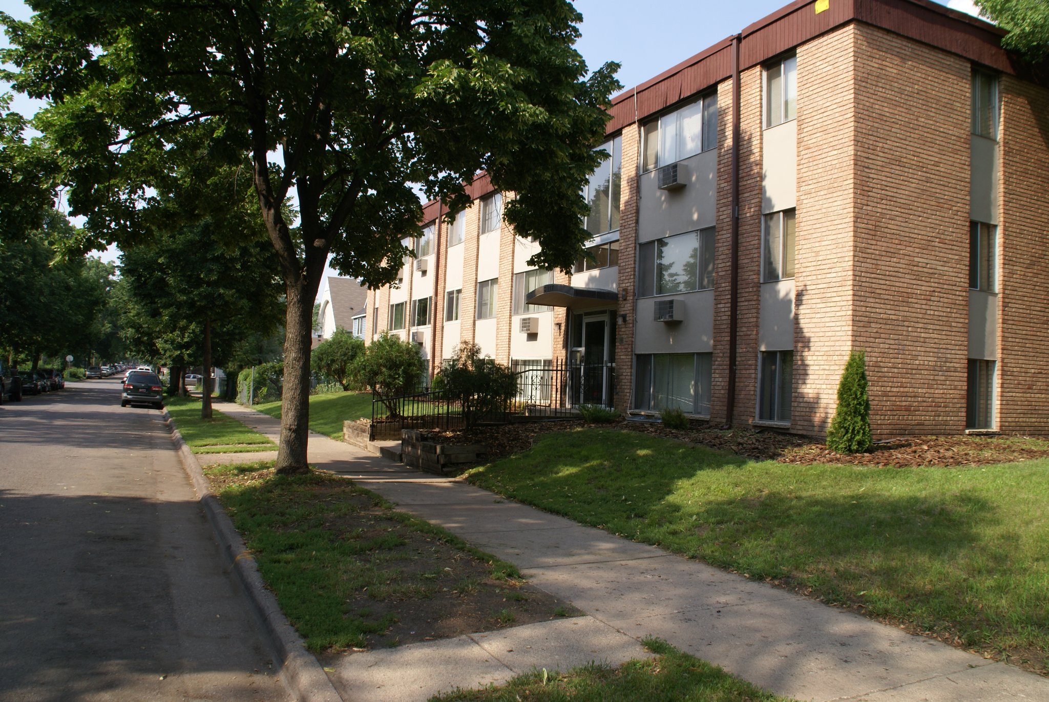 Minneapolis Apartment: 3117 15th Avenue South, Minneapolis, Minnesota.
