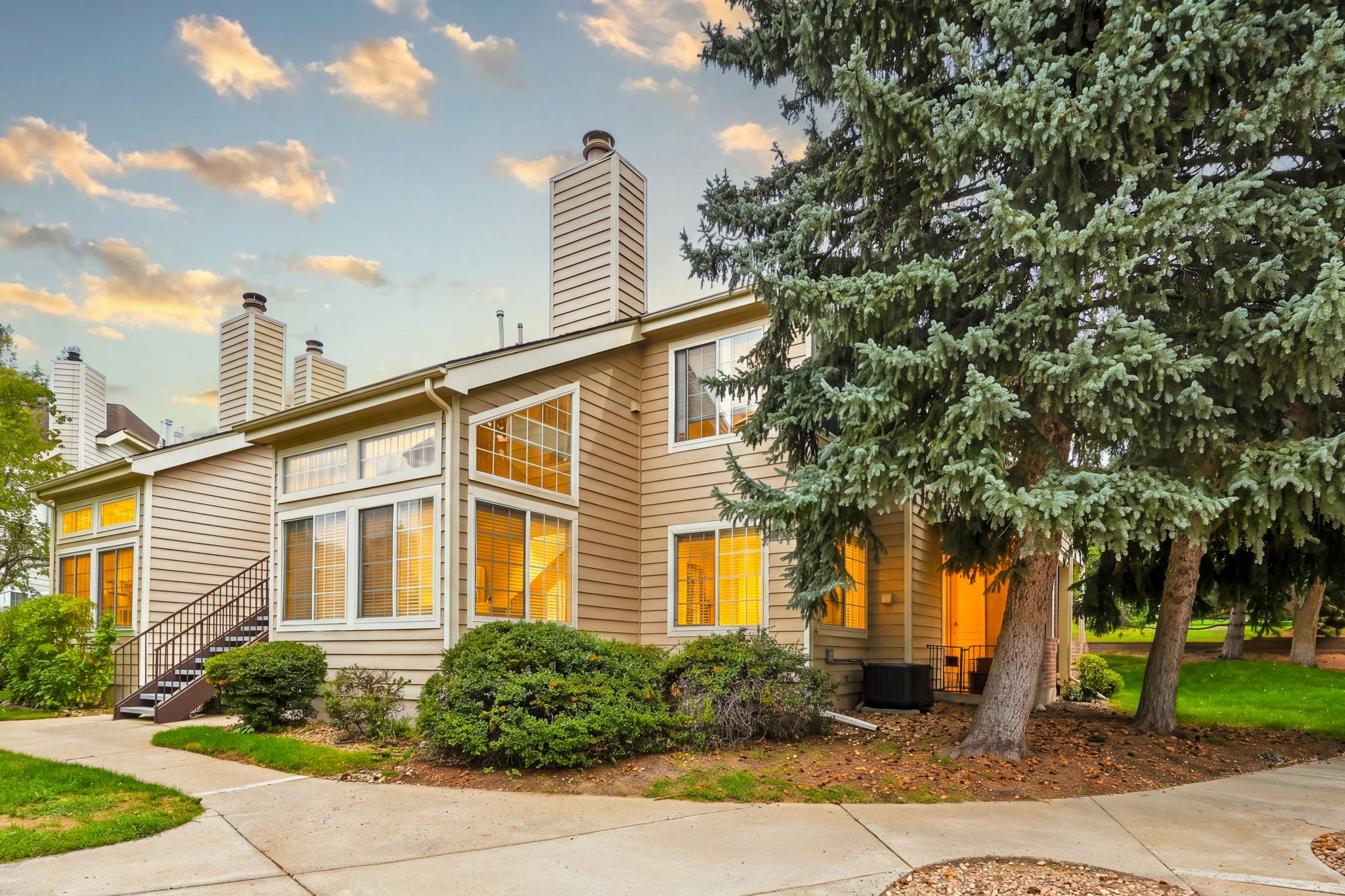 Aurora Condo: 13864 E Lehigh Ave