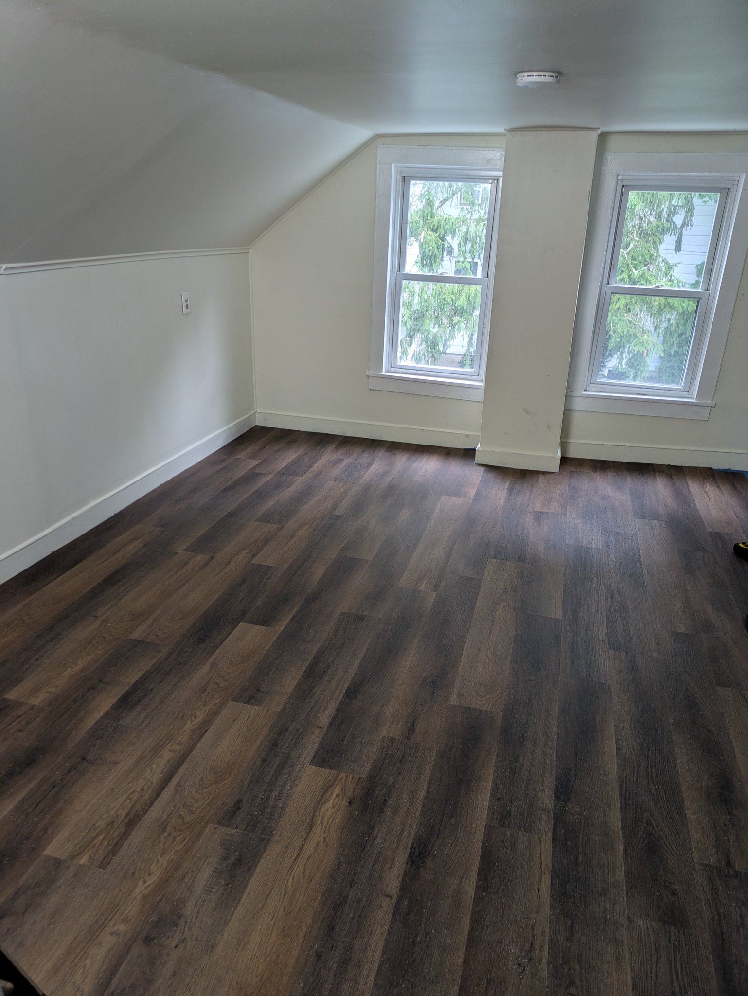 Shavertown Apartment: 101 Shaver Ave