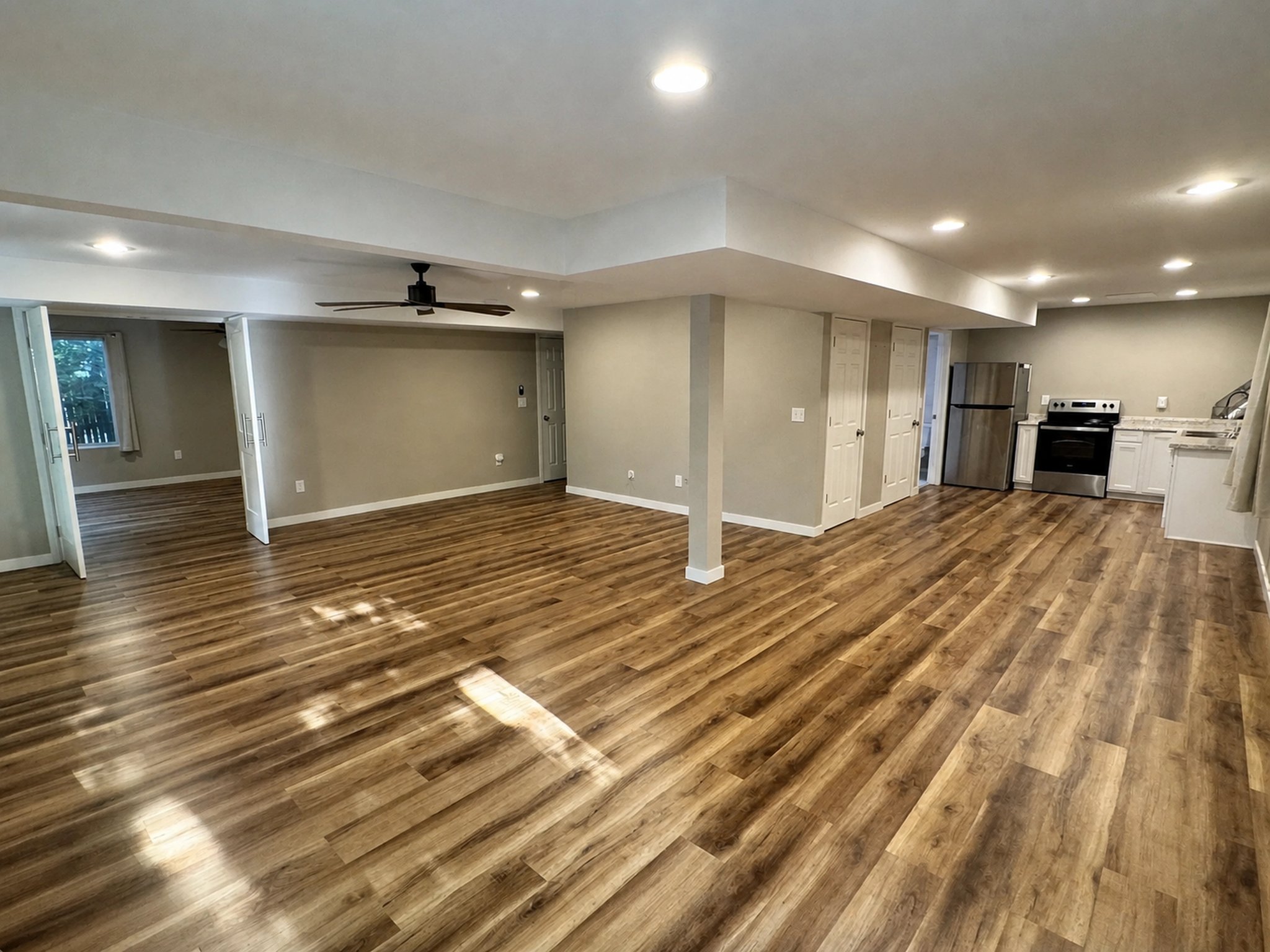 Thornton Condo: 1355 E 100th Ln