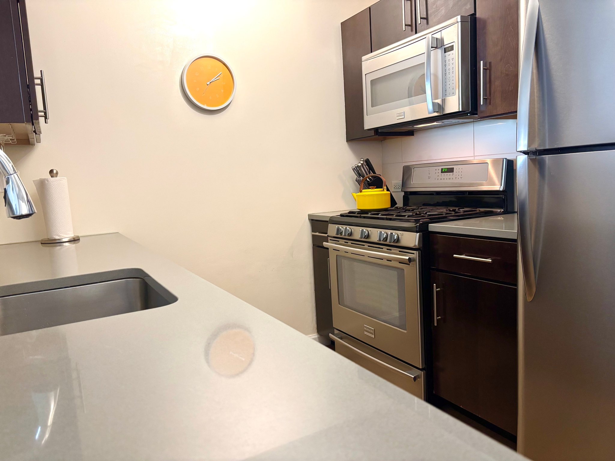 New York Condo: 535 West 52nd Street