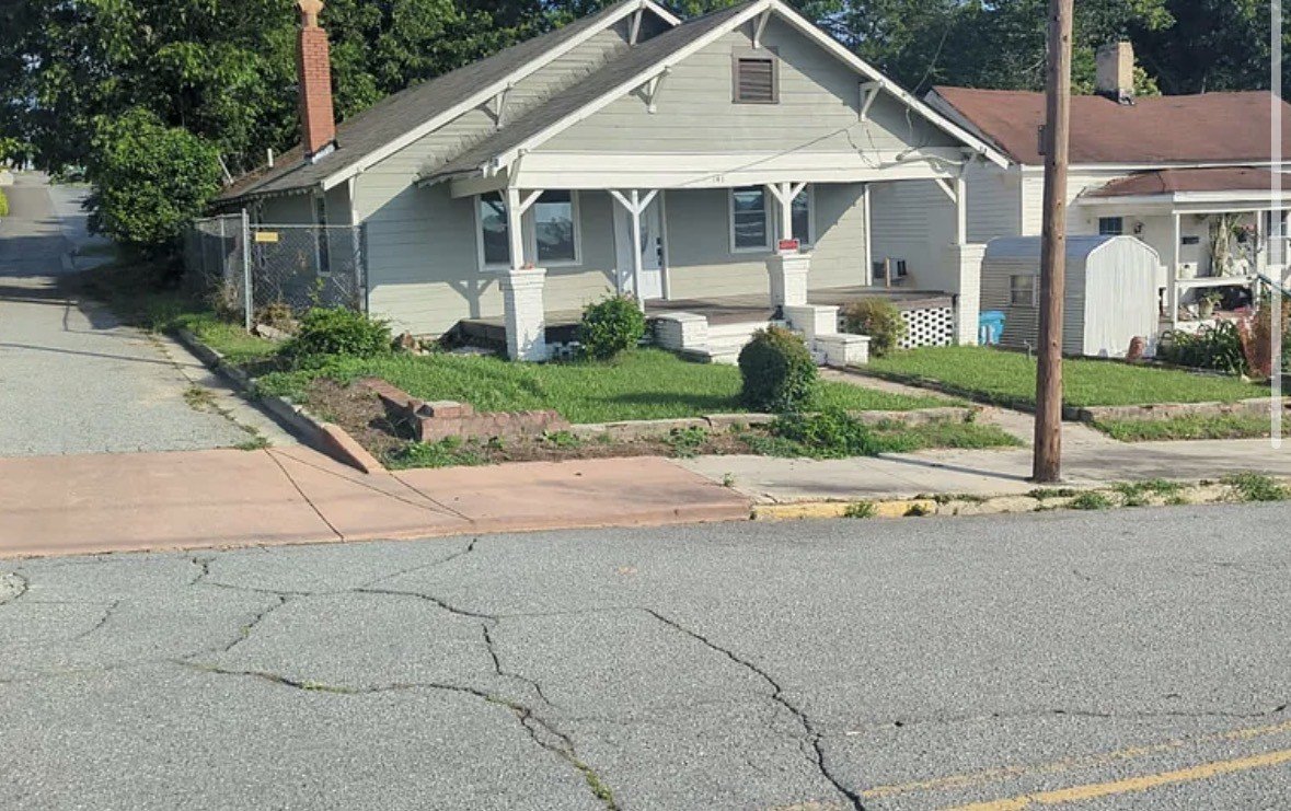 Macon House: 147 Orange Street