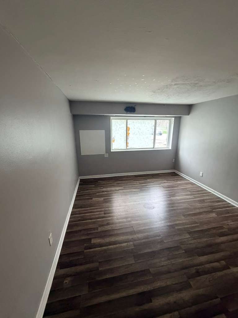 East Cleveland Apartment: 13965 Superior Road