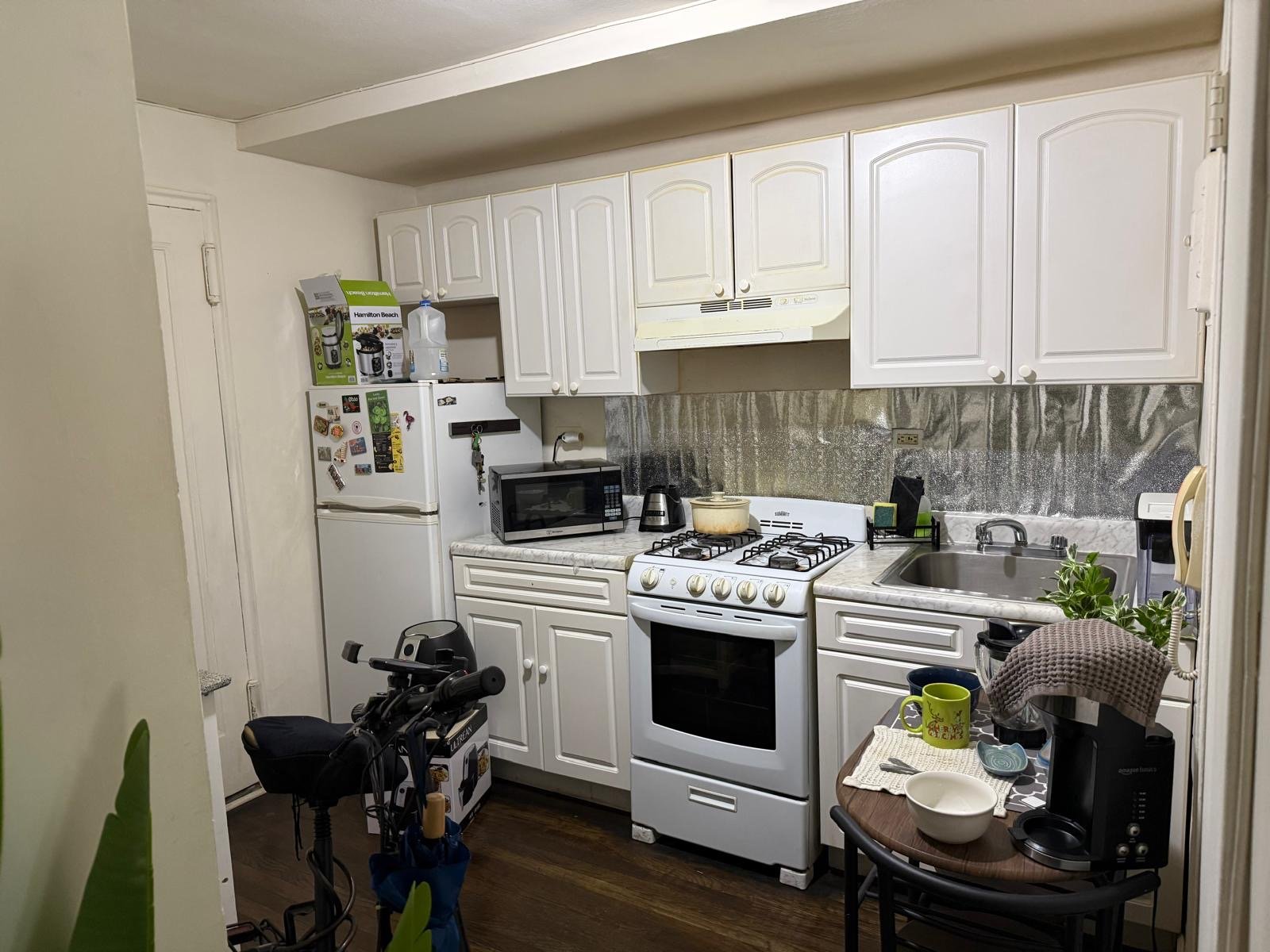 Forest Hills Apartment: 6711 Yellowstone Blvd