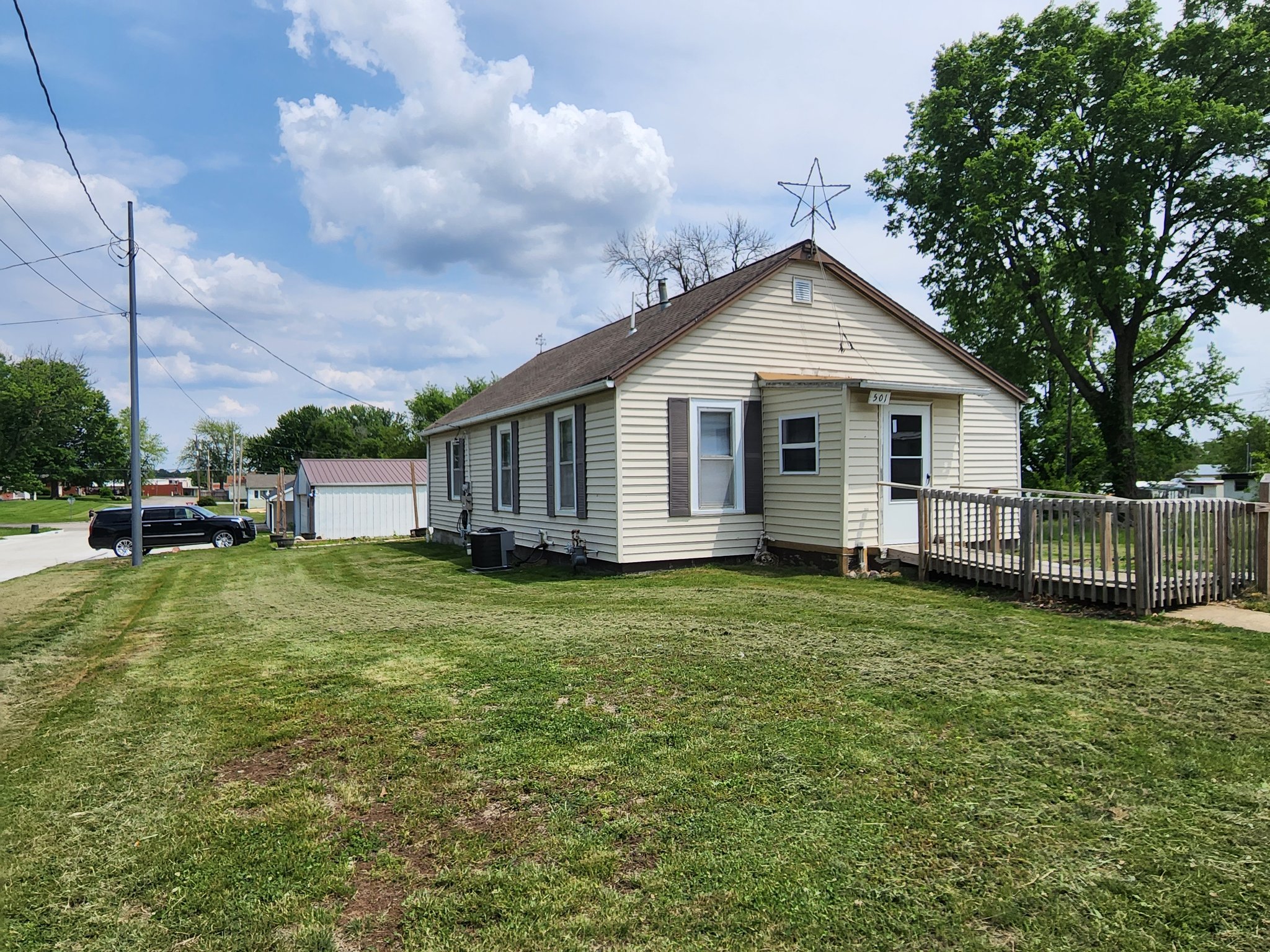 Chillicothe House: 501 Cowgill St