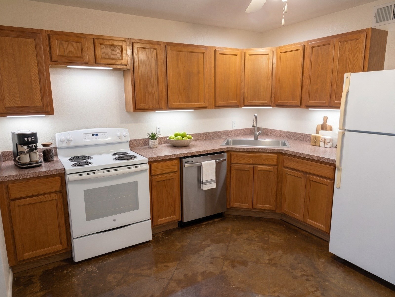 Johnson City Townhome: 114 Scofield Ave