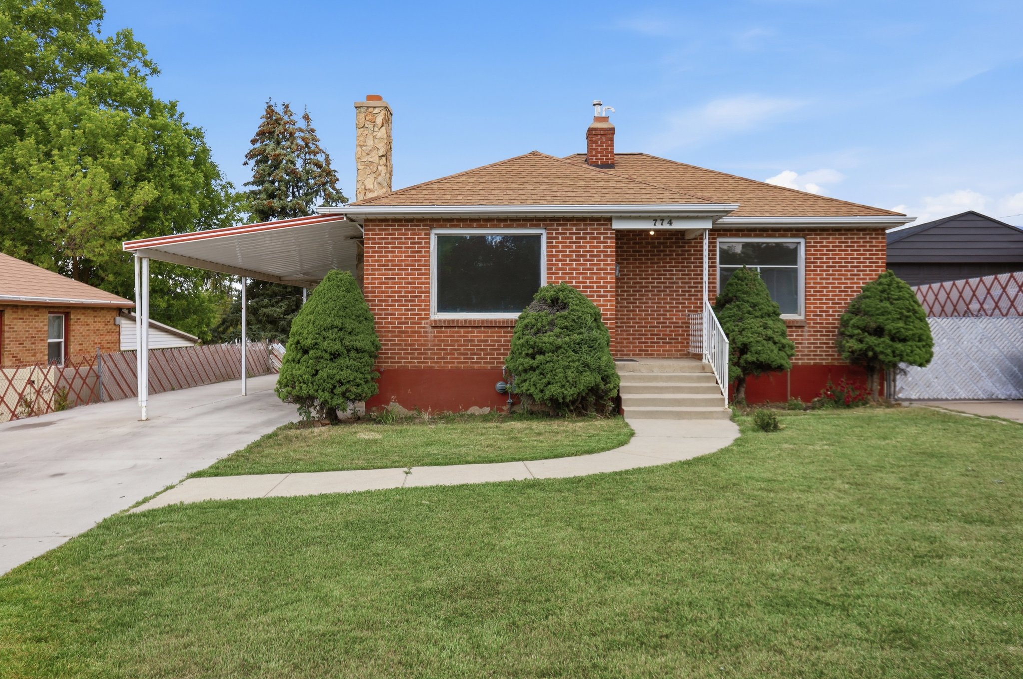 Ogden House: 774 37th St