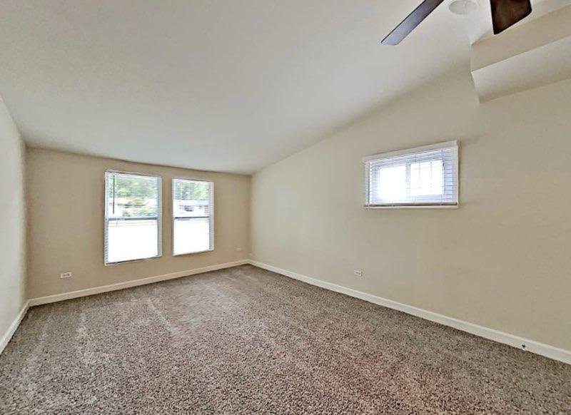 Oak Forest House: 15444 Alameda Ave