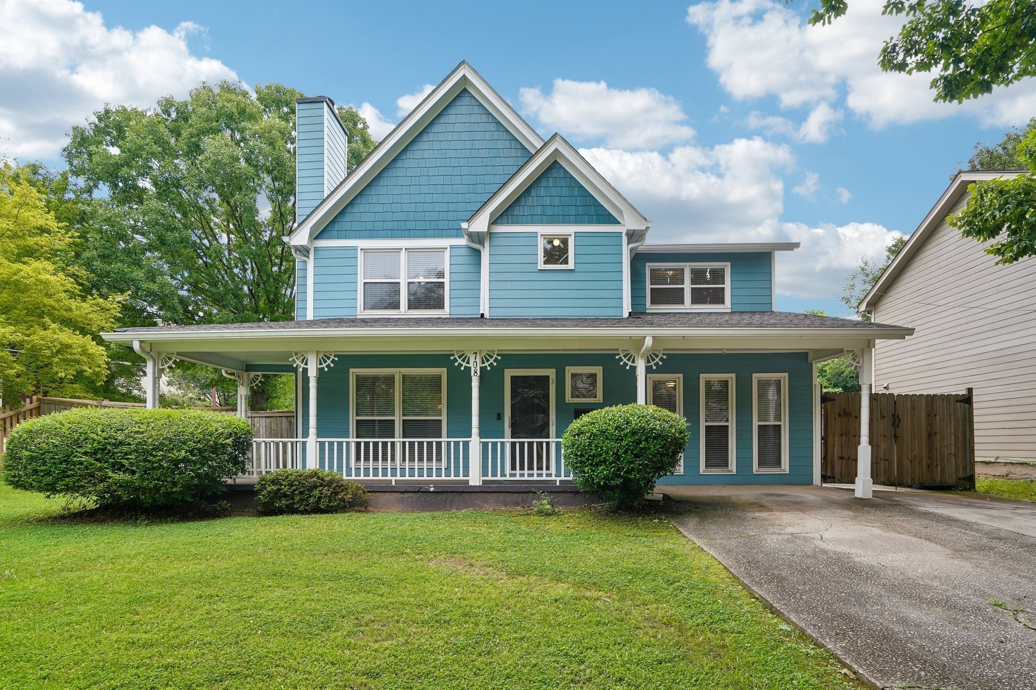 Atlanta House: 708 Joseph E Lowery Blvd SW