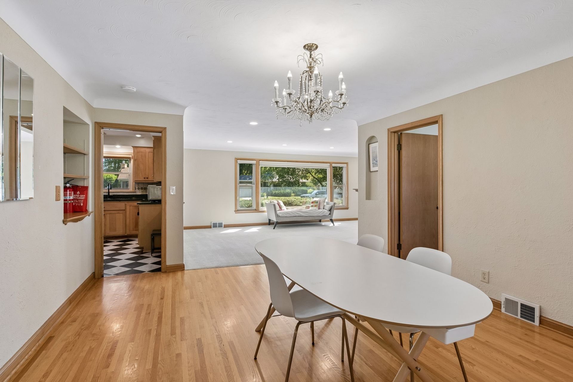 Saint Paul House: 1911 Simpson St