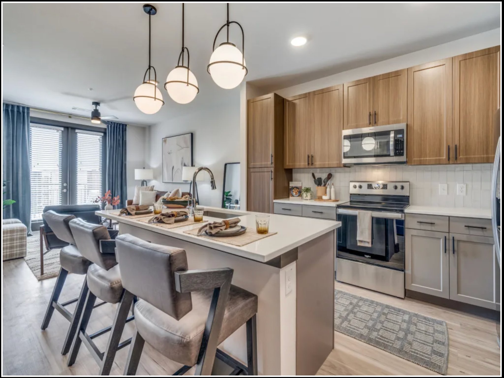 Arlington Apartment: 2811 S. Cooper Street