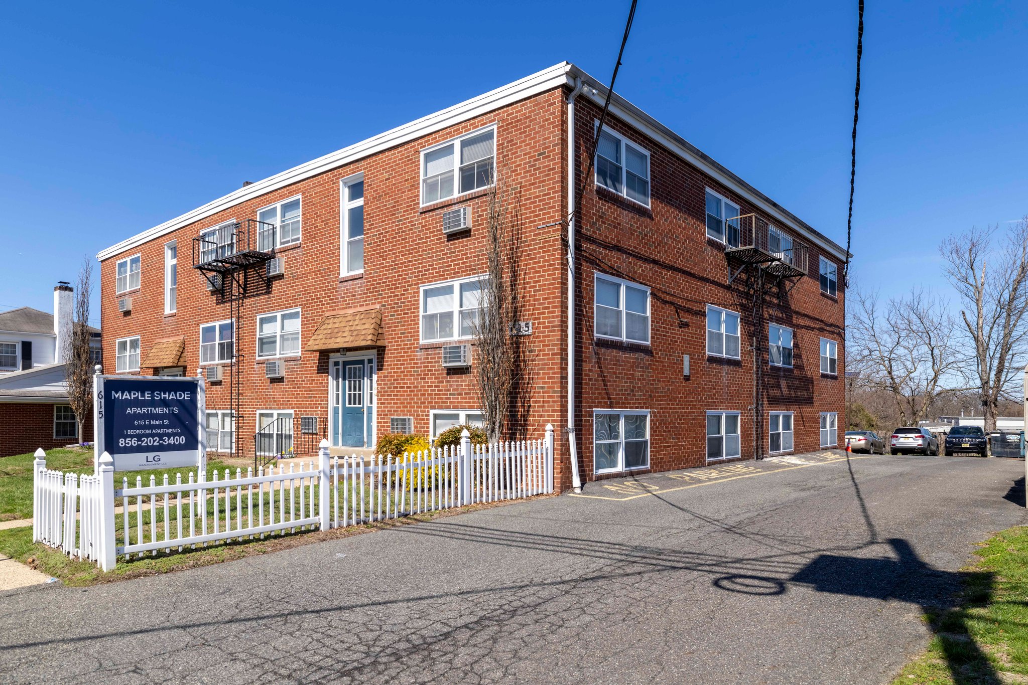 Maple Shade Apartment: 615 E Main St