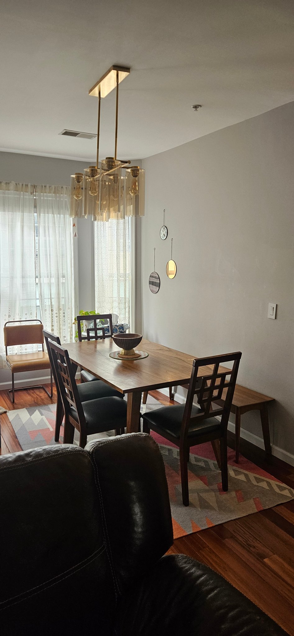 Harrison Townhome: 201 Dey St
