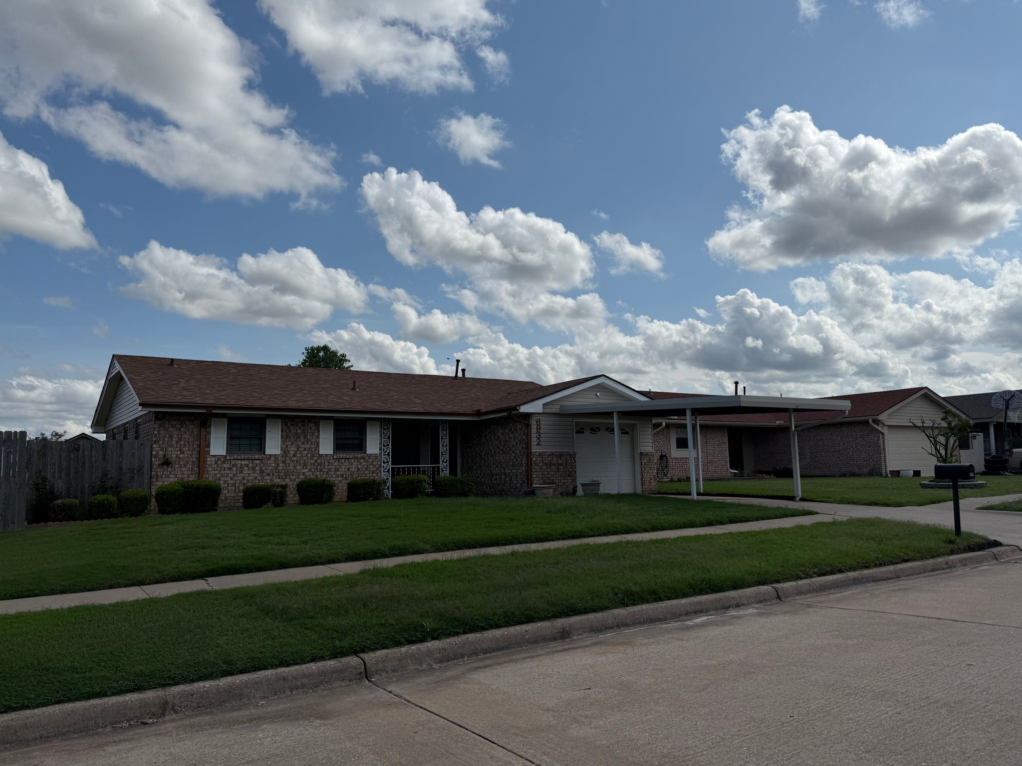 Lawton House: 6932 SW Cherokee Ave