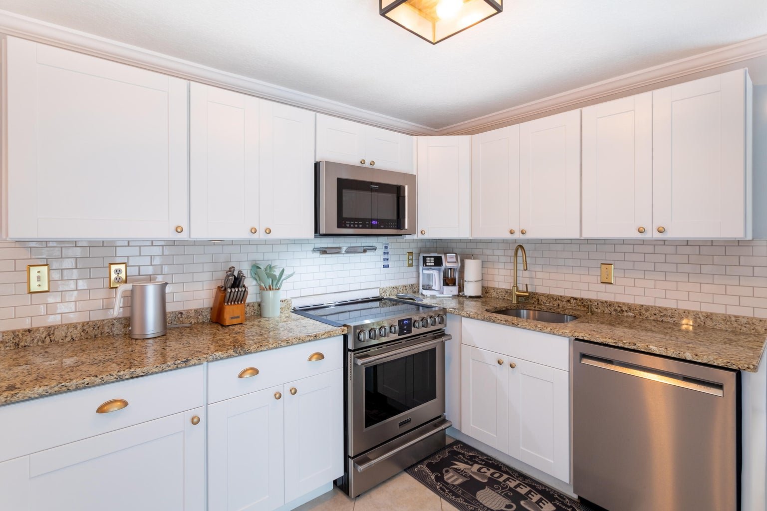 Palm Beach Gardens House: 9507 Bellewood Street