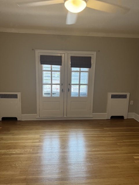 Philadelphia House: 19050 w Olney Ave