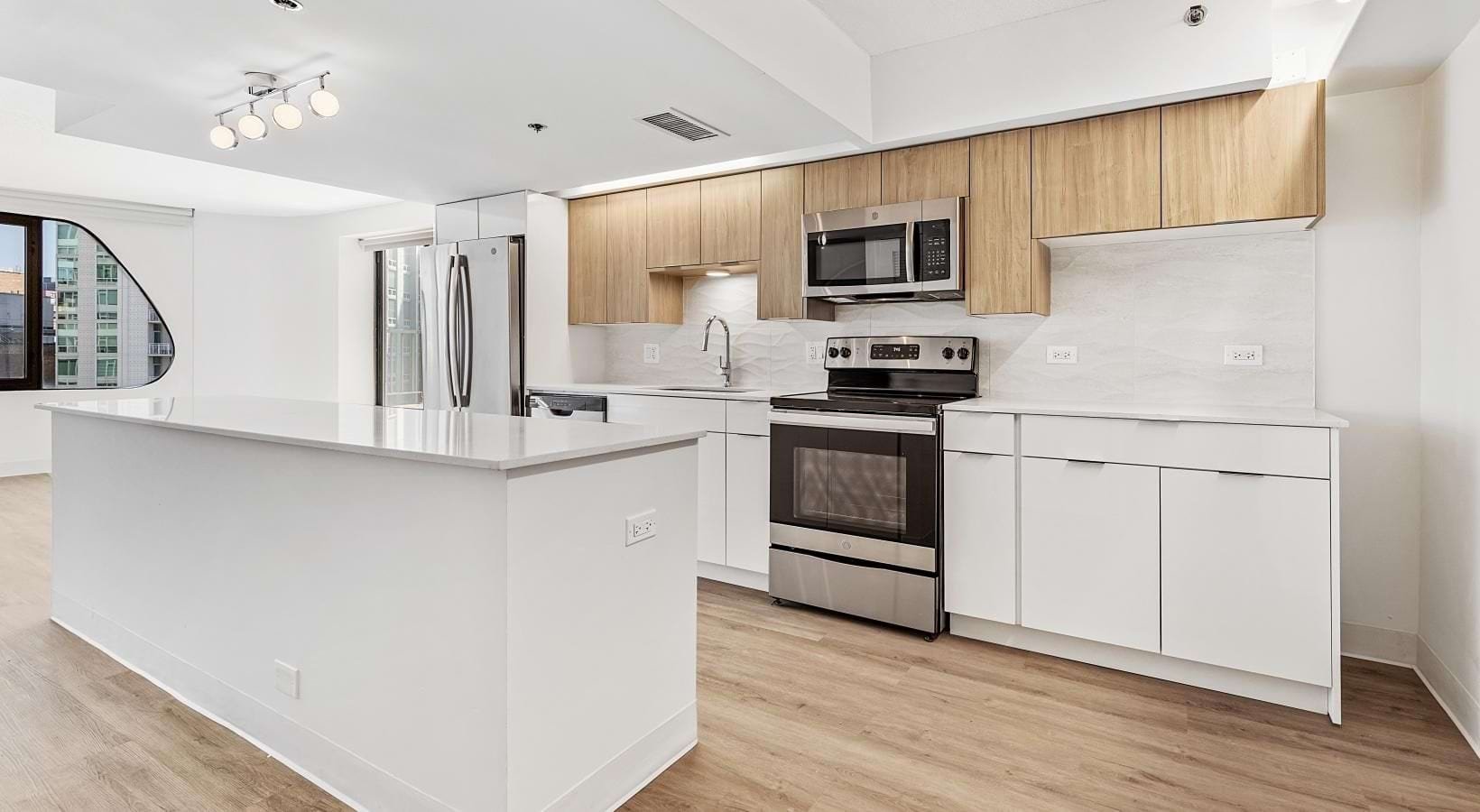 Chicago Condo: 800 South Wells St.