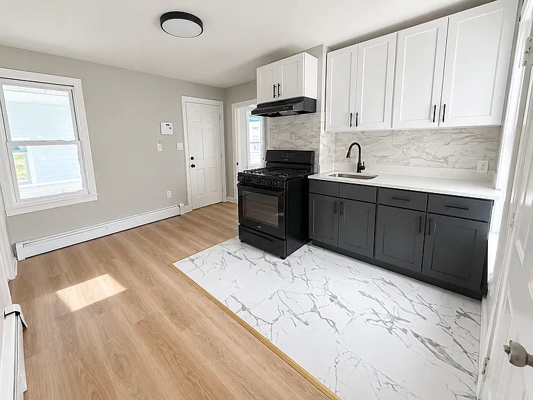 Paterson Apartment: 93 Butler St