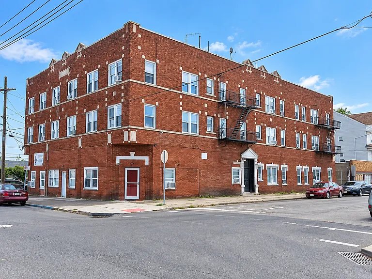 Paterson Apartment: 545 E38th St