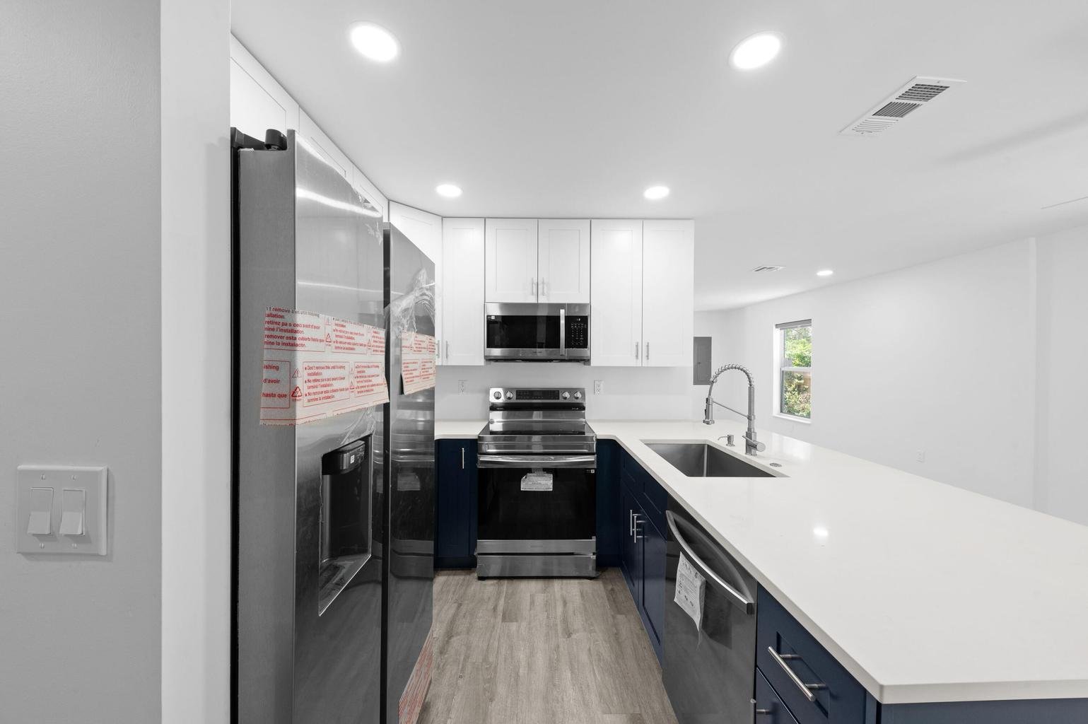 West Palm Beach House: 720 Mcintosh Street