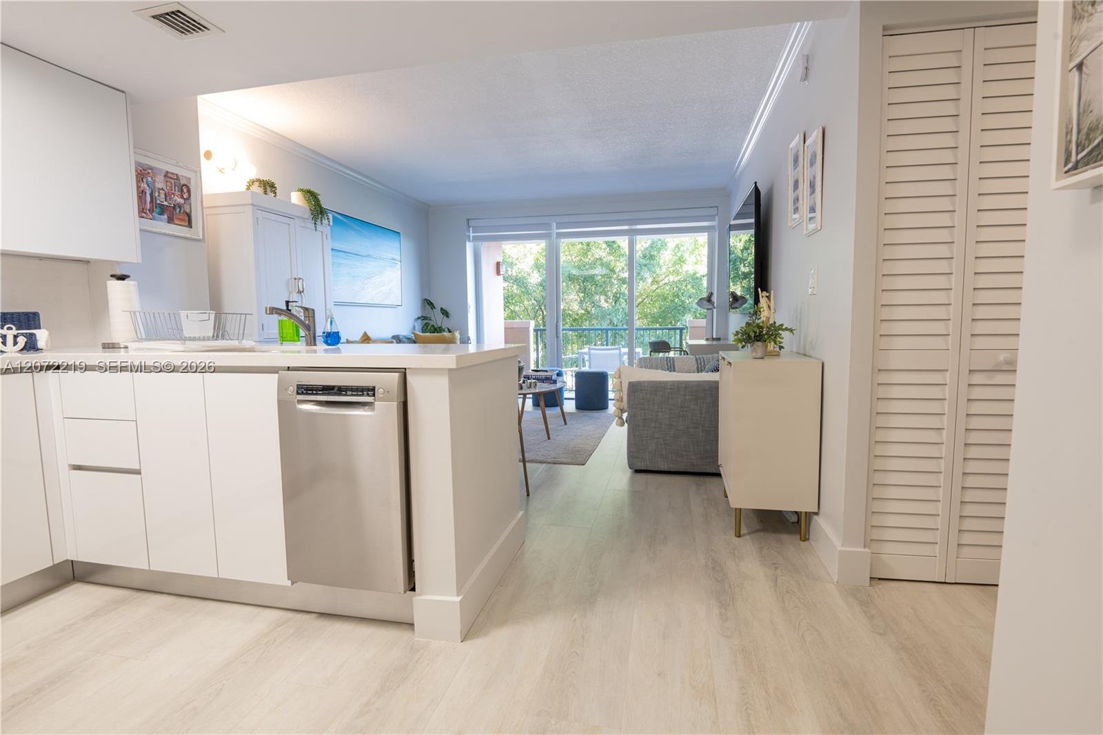 Miami Condo: 2951 S Bayshore Dr # 505