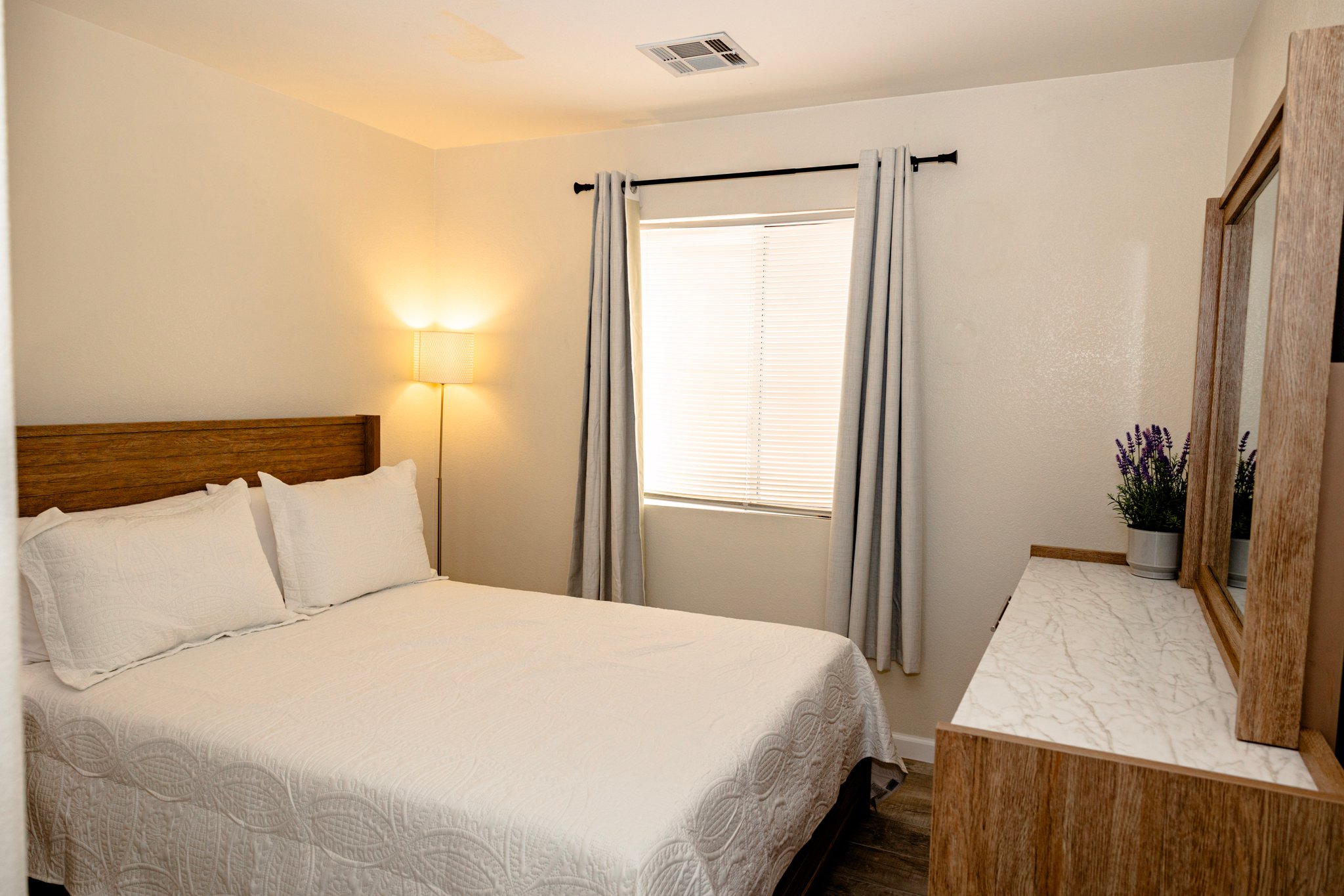 Las Vegas Single Room: 5404 Lonesome Biker Ln