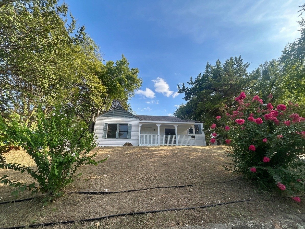 Dallas House: 314 West Clarendon Drive