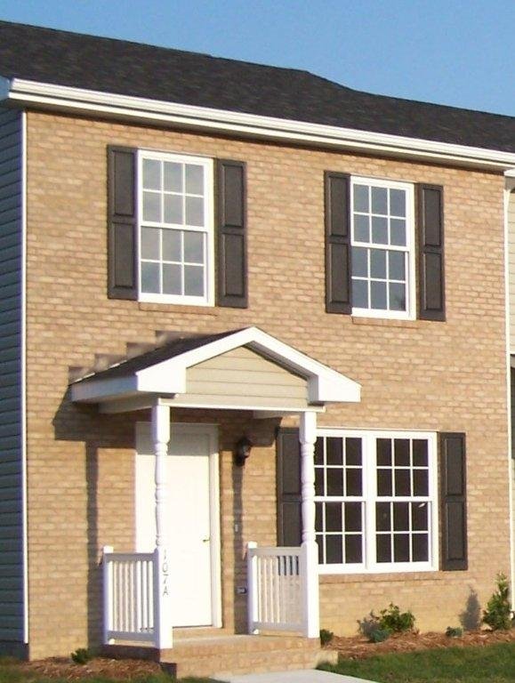 Grottoes Townhome: 103 12th Street