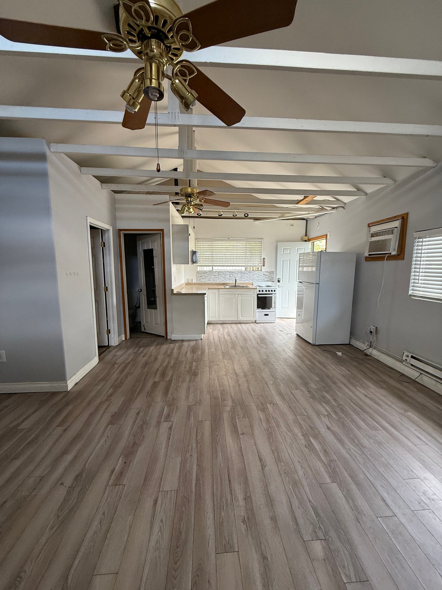 Upland Other: 637 N 2nd Ave