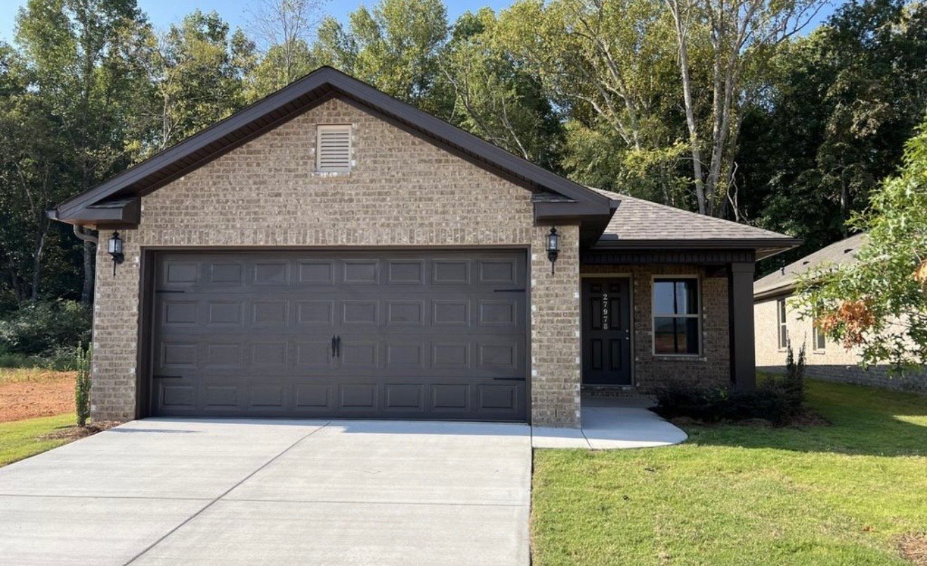 Harvest House: 27982 Chalmers Cir
