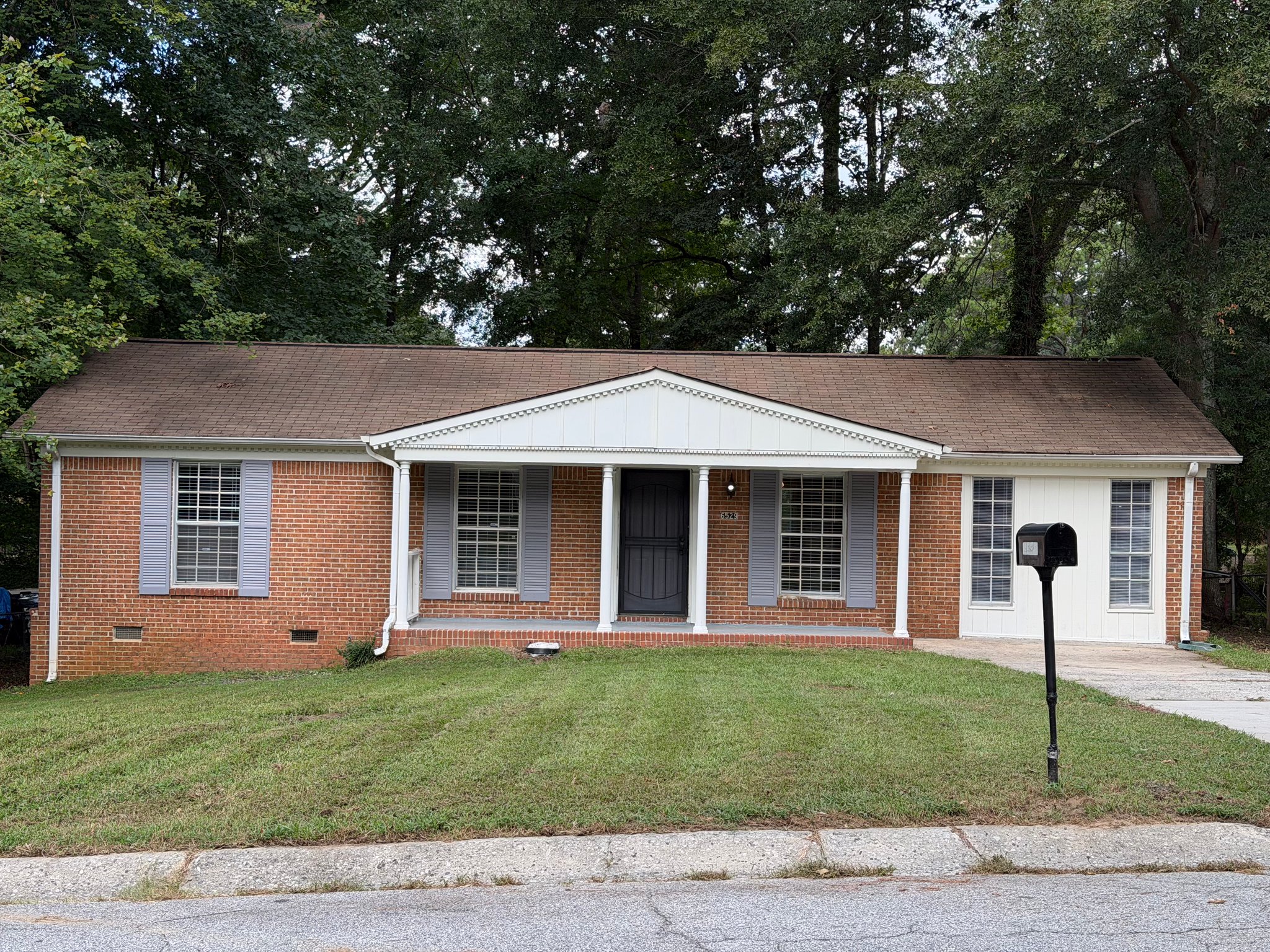 Morrow House: 6529 Sinclair Place