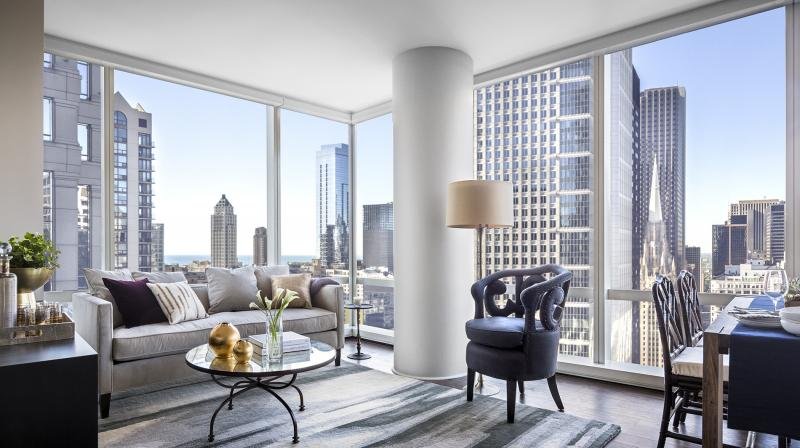 Chicago Condo: 104 W Wacker Dr