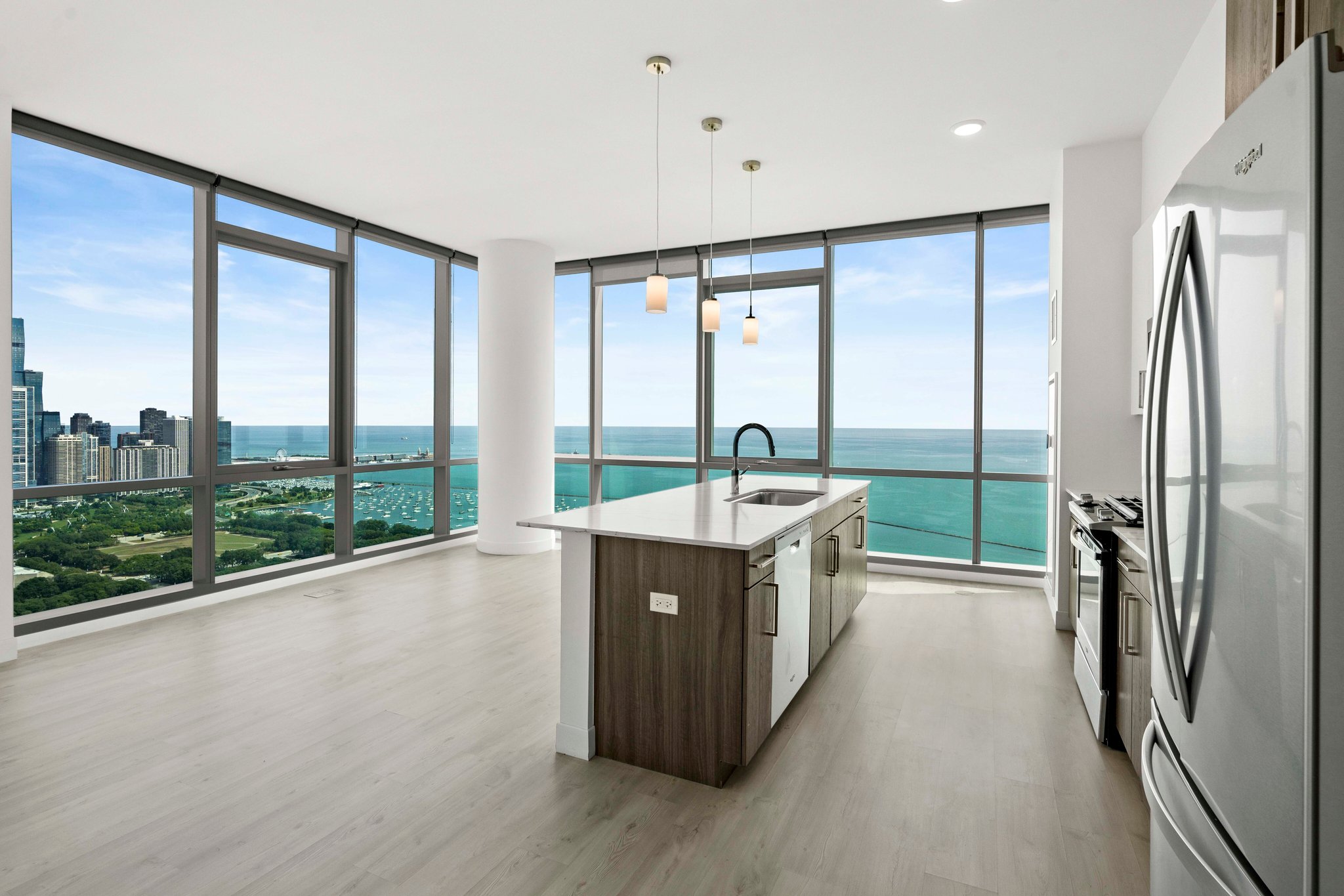 Chicago Condo: 811 S Michigan Ave