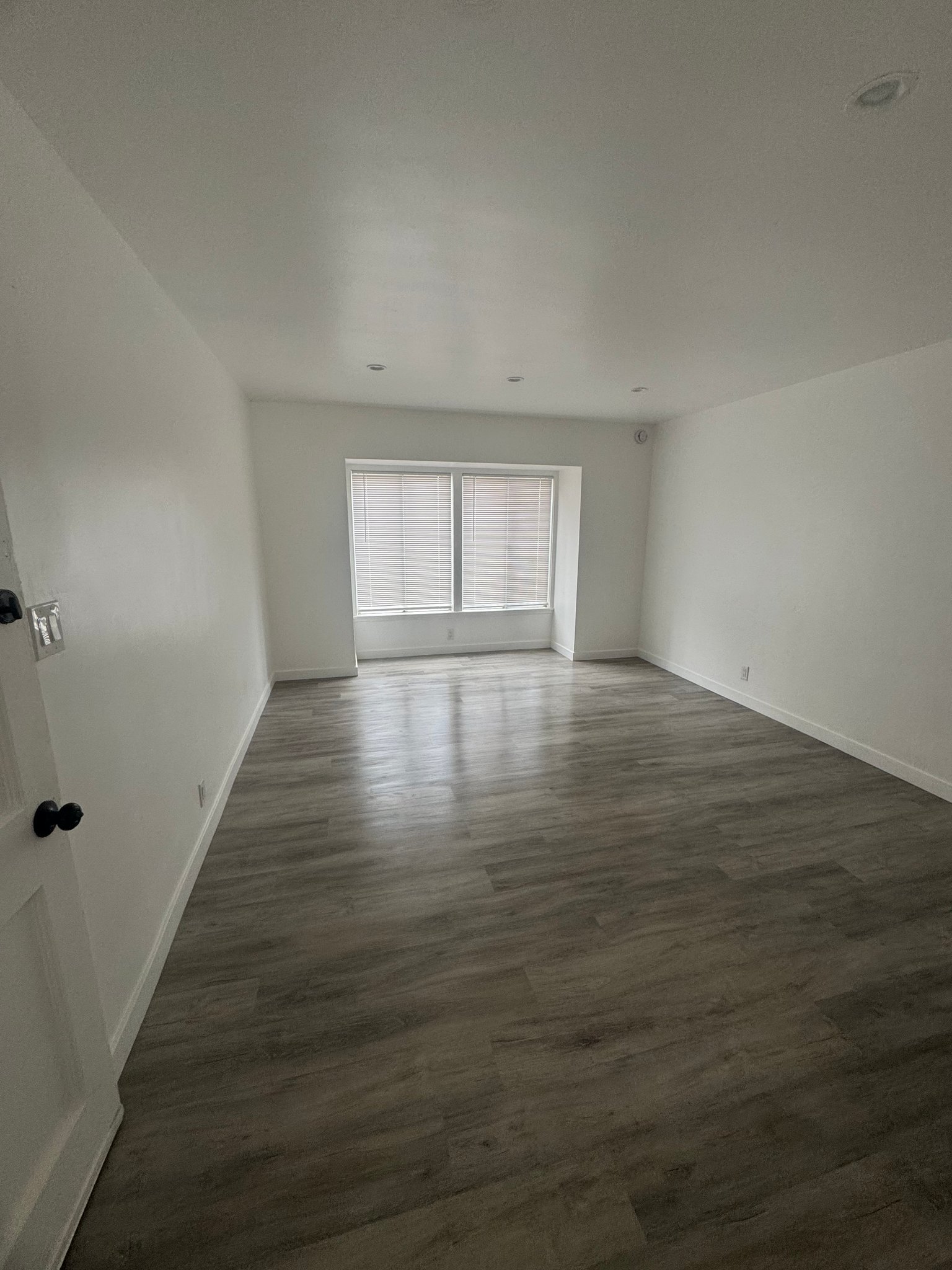 Los Angeles Apartment: 311 S Ave 59