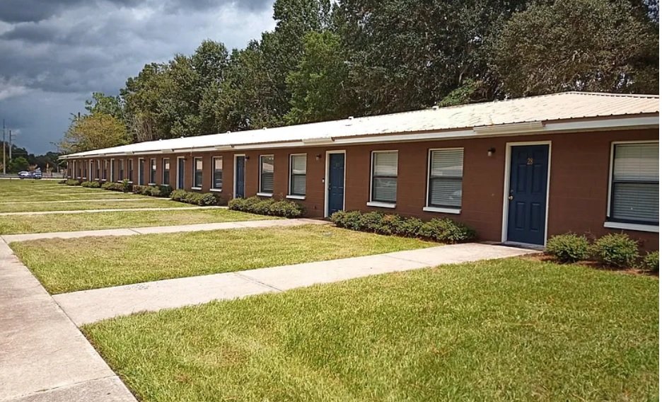GAINESVILLE Condo: 3600 SW 23RD ST