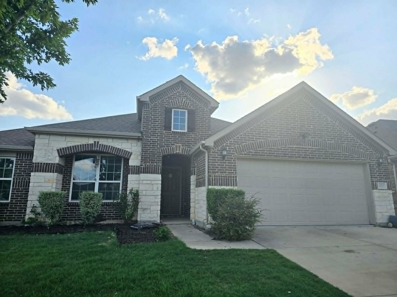 Fort Worth House: 8121 Belgian Blue Ct